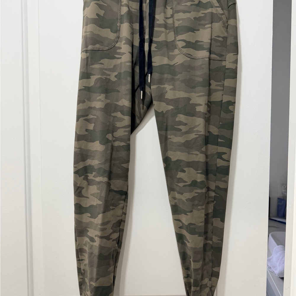 ZYIA Green Camouflage Joggers